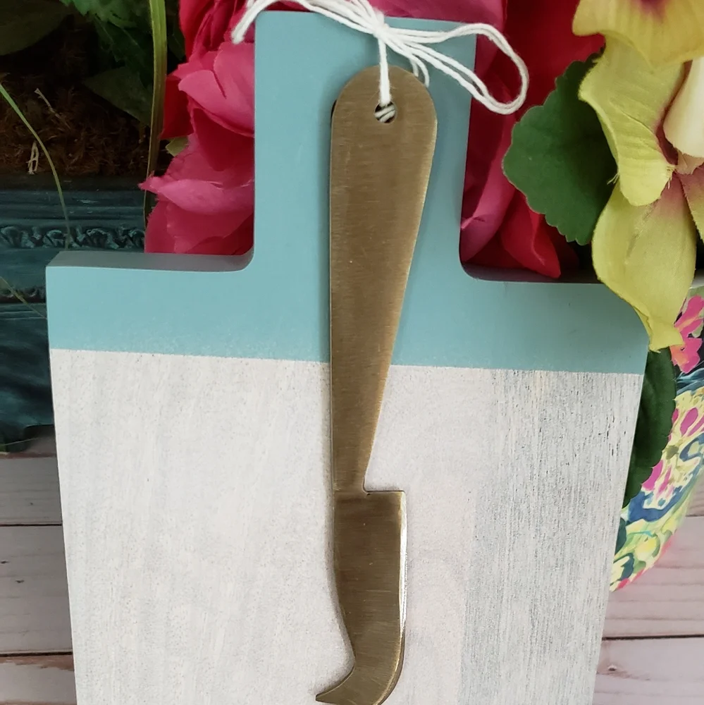 Rectangular Wood Serving Board with Knife in White/Light Blue